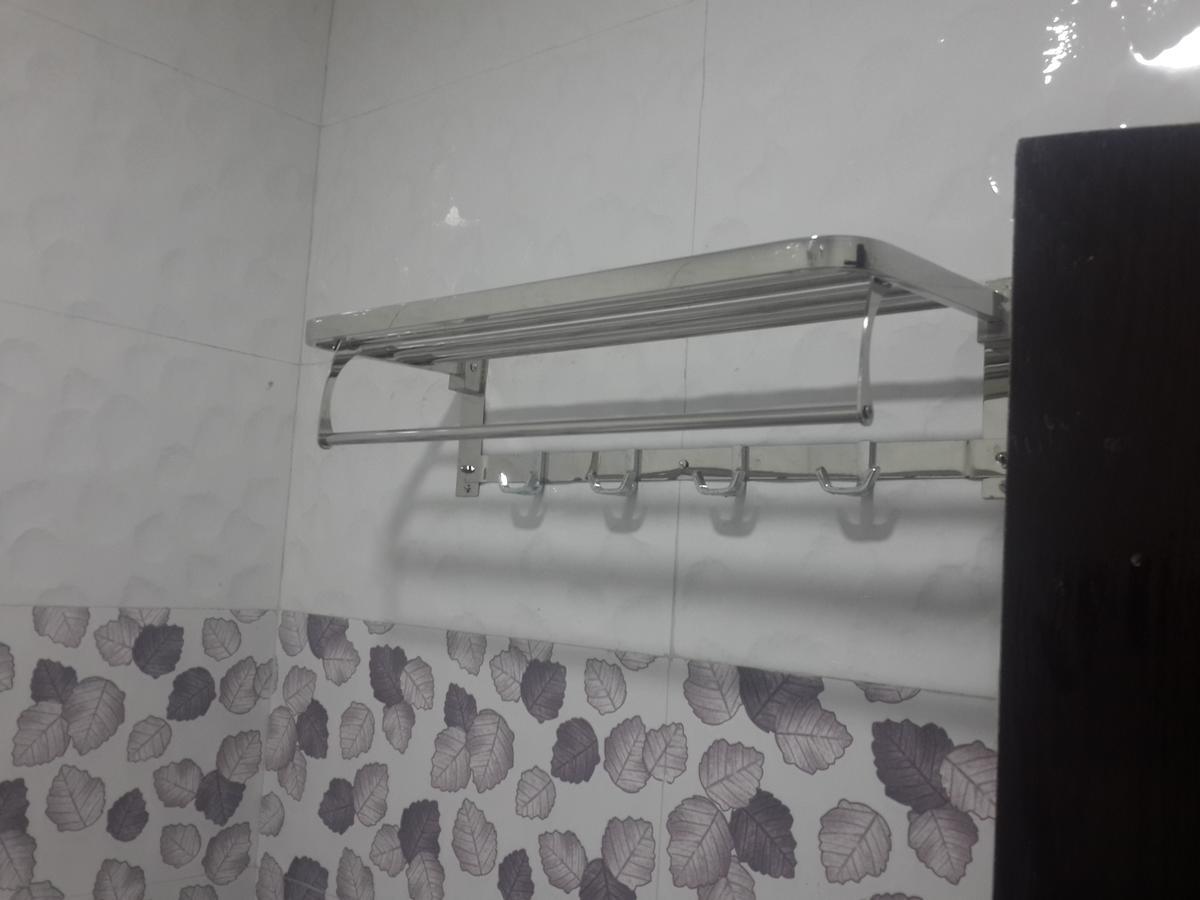 Hotel Holiday Era Opposite Railway Station Аурангабад Екстериор снимка