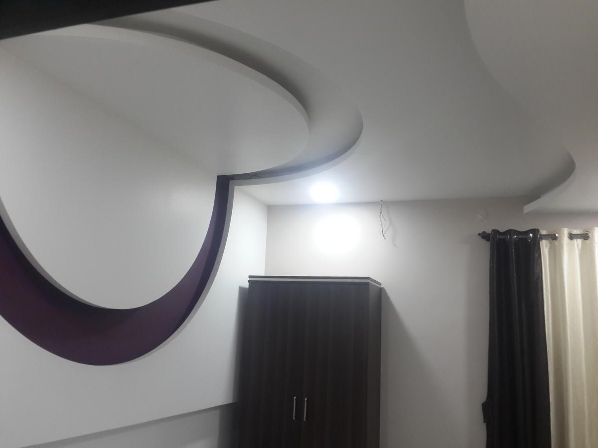 Hotel Holiday Era Opposite Railway Station Аурангабад Екстериор снимка